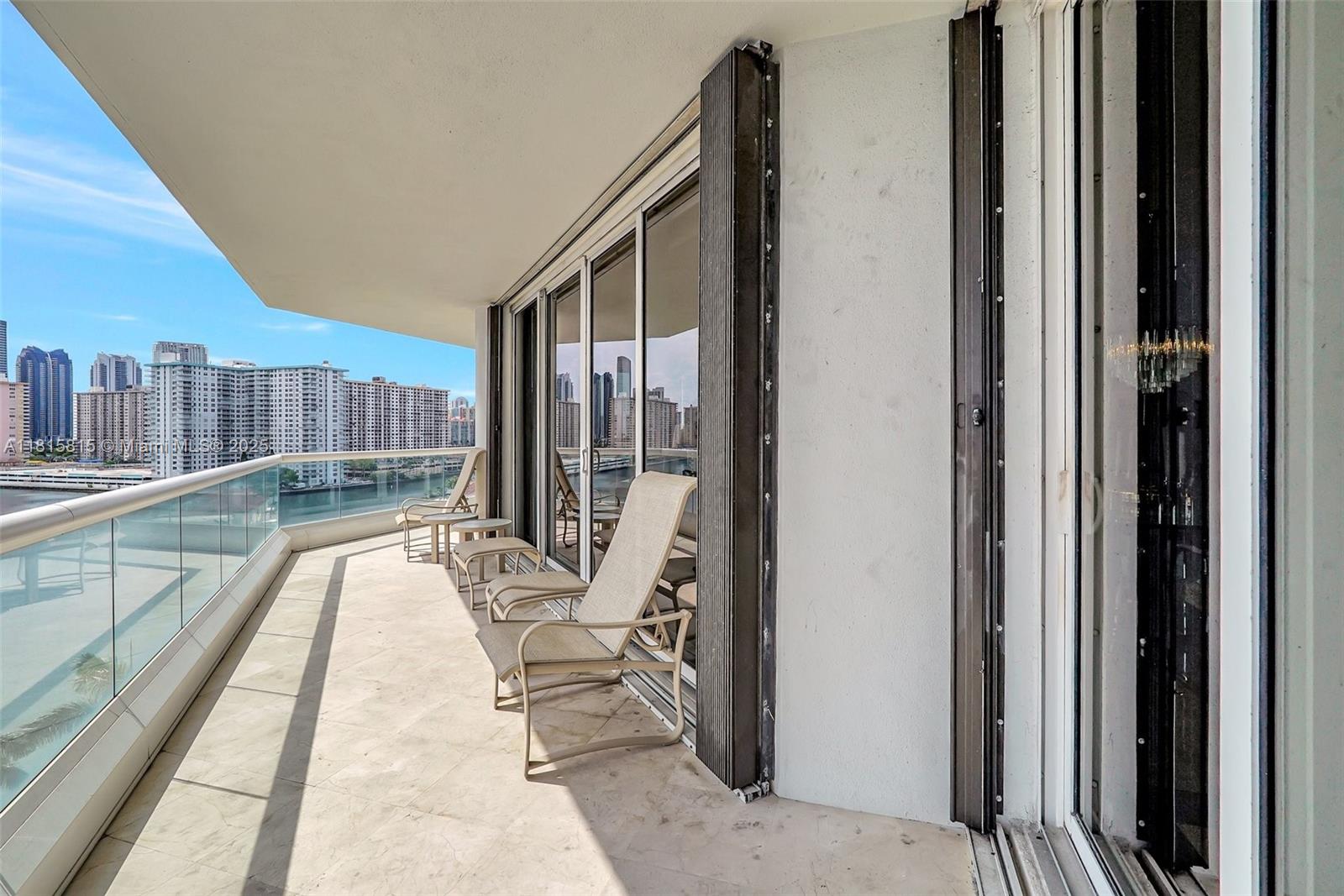 2600 ISL BLVD WILLIAMS IS - Residential