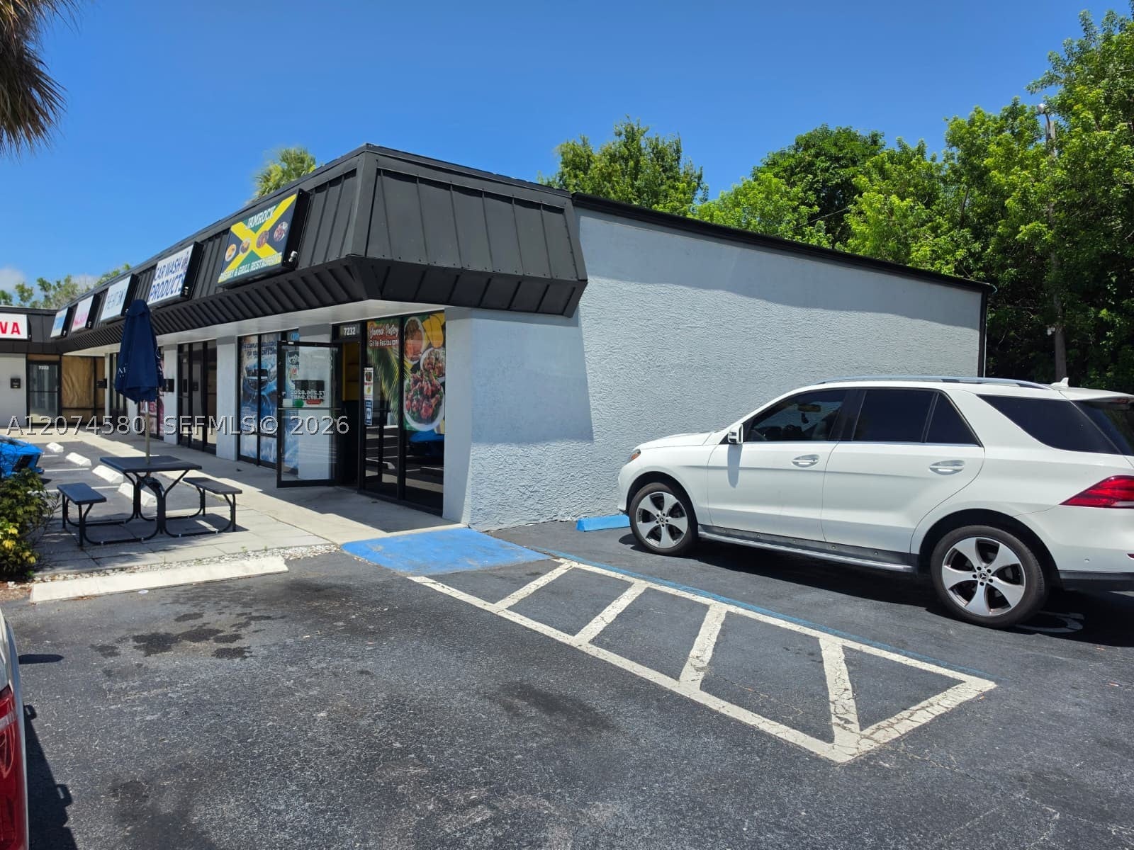 View photos, virtual tours, details... 7232 S Us Highway 1