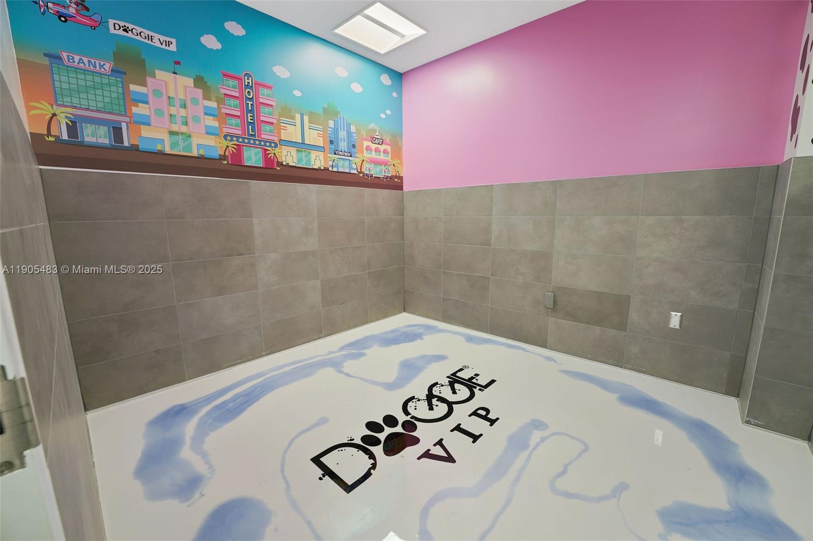 Flamingo Point - Residential Lease