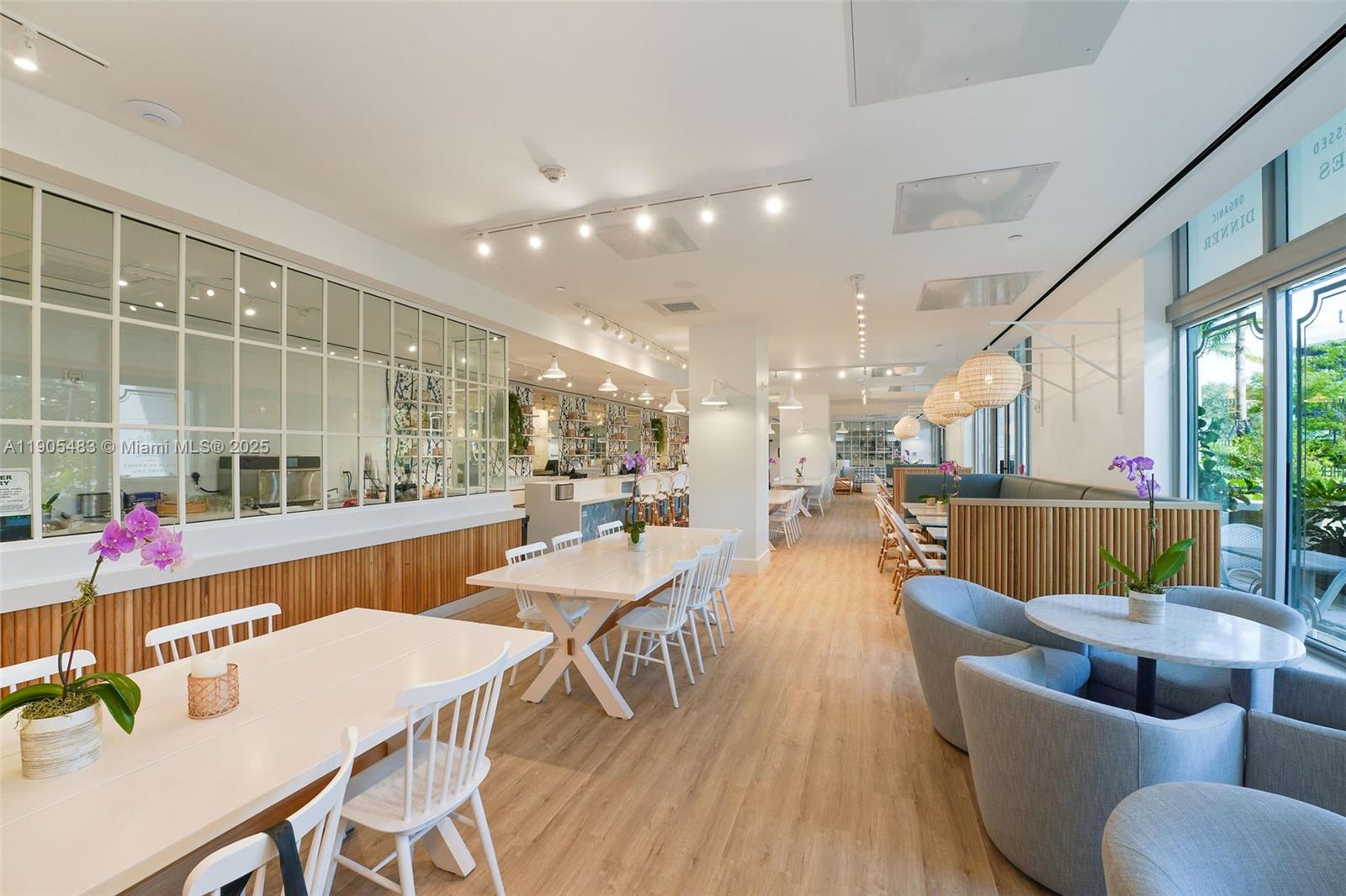 Flamingo Point - Residential Lease