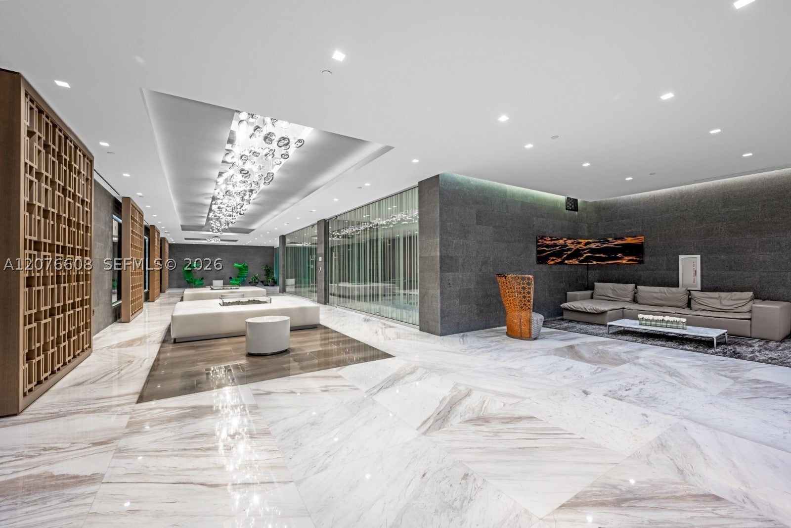 400 Sunny Isles Blvd 908