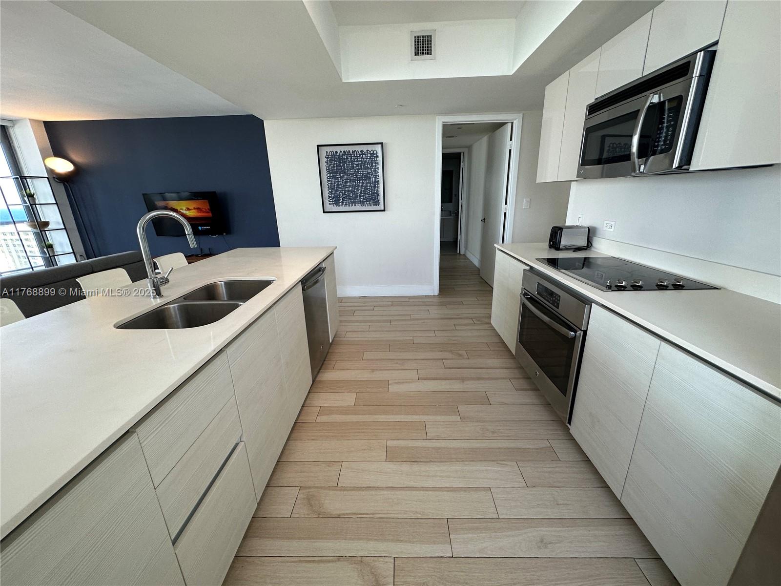 BEACHWALK CONDOMINIUM - Residential