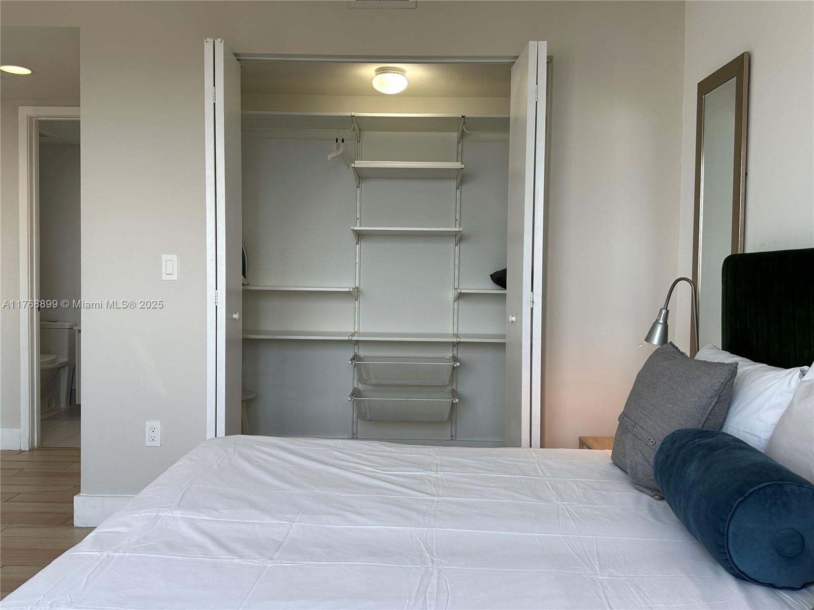 BEACHWALK CONDOMINIUM - Residential