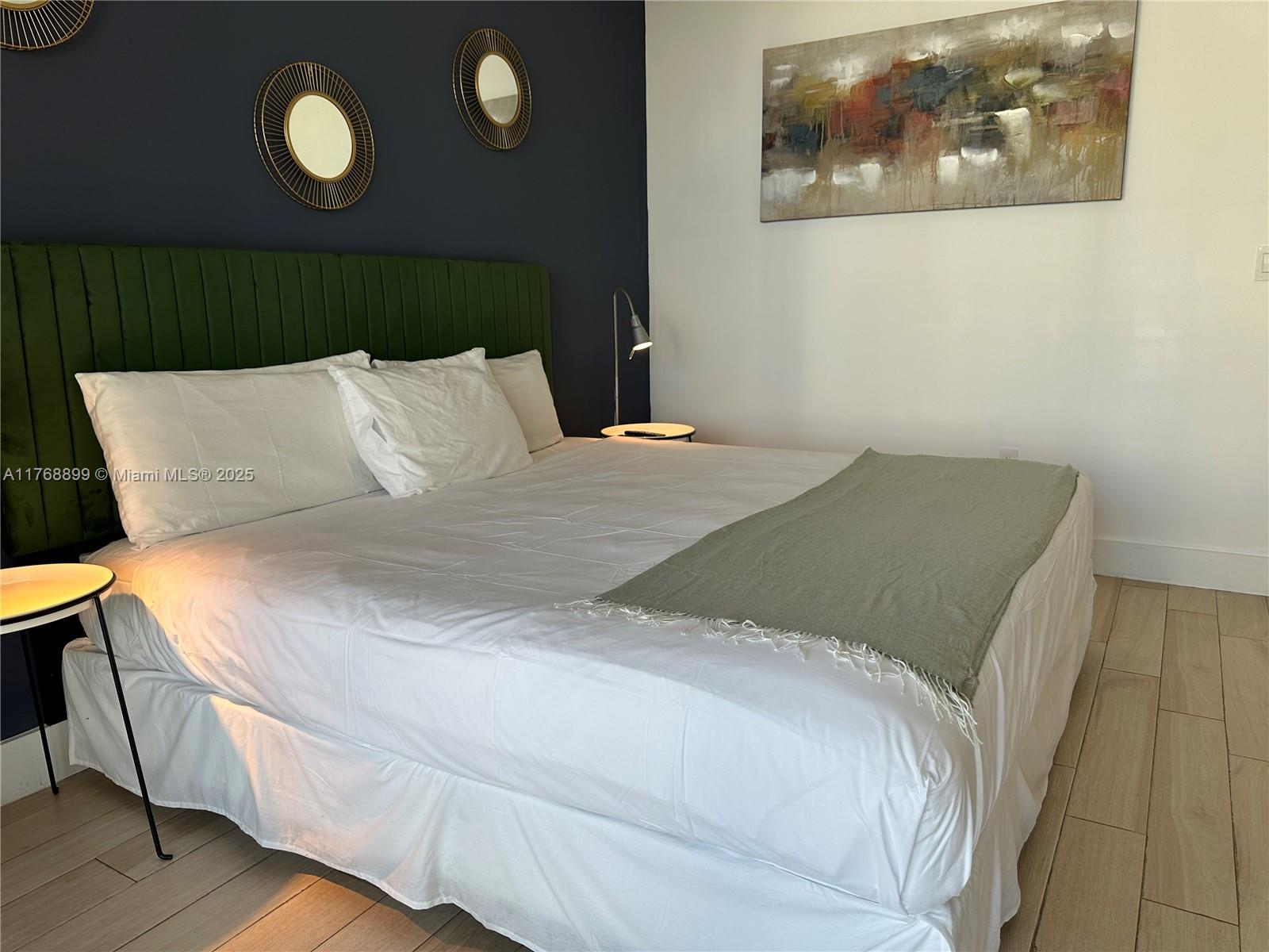 BEACHWALK CONDOMINIUM - Residential