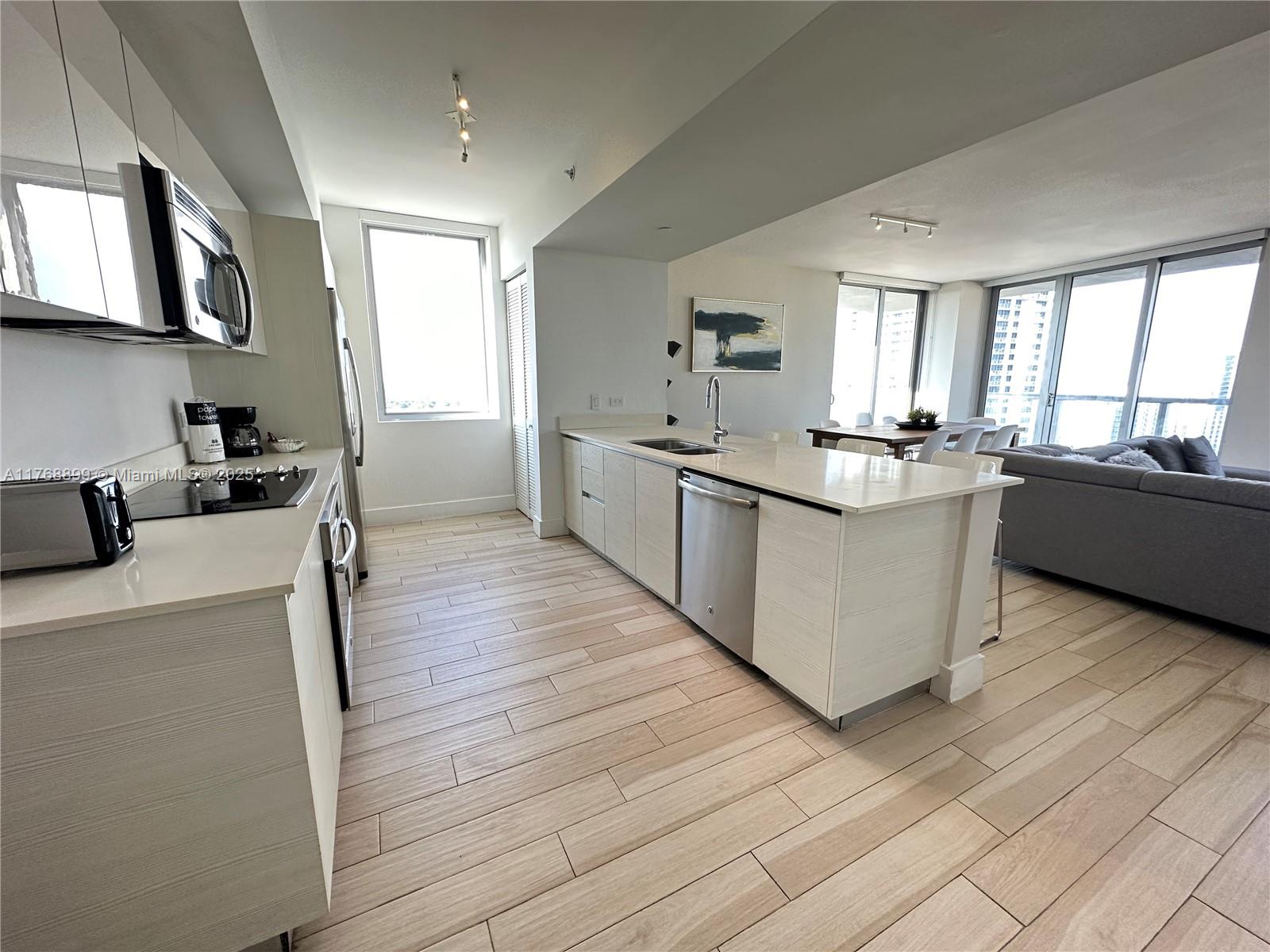 BEACHWALK CONDOMINIUM - Residential