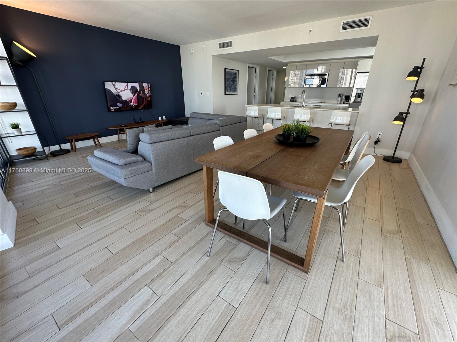 BEACHWALK CONDOMINIUM - Residential