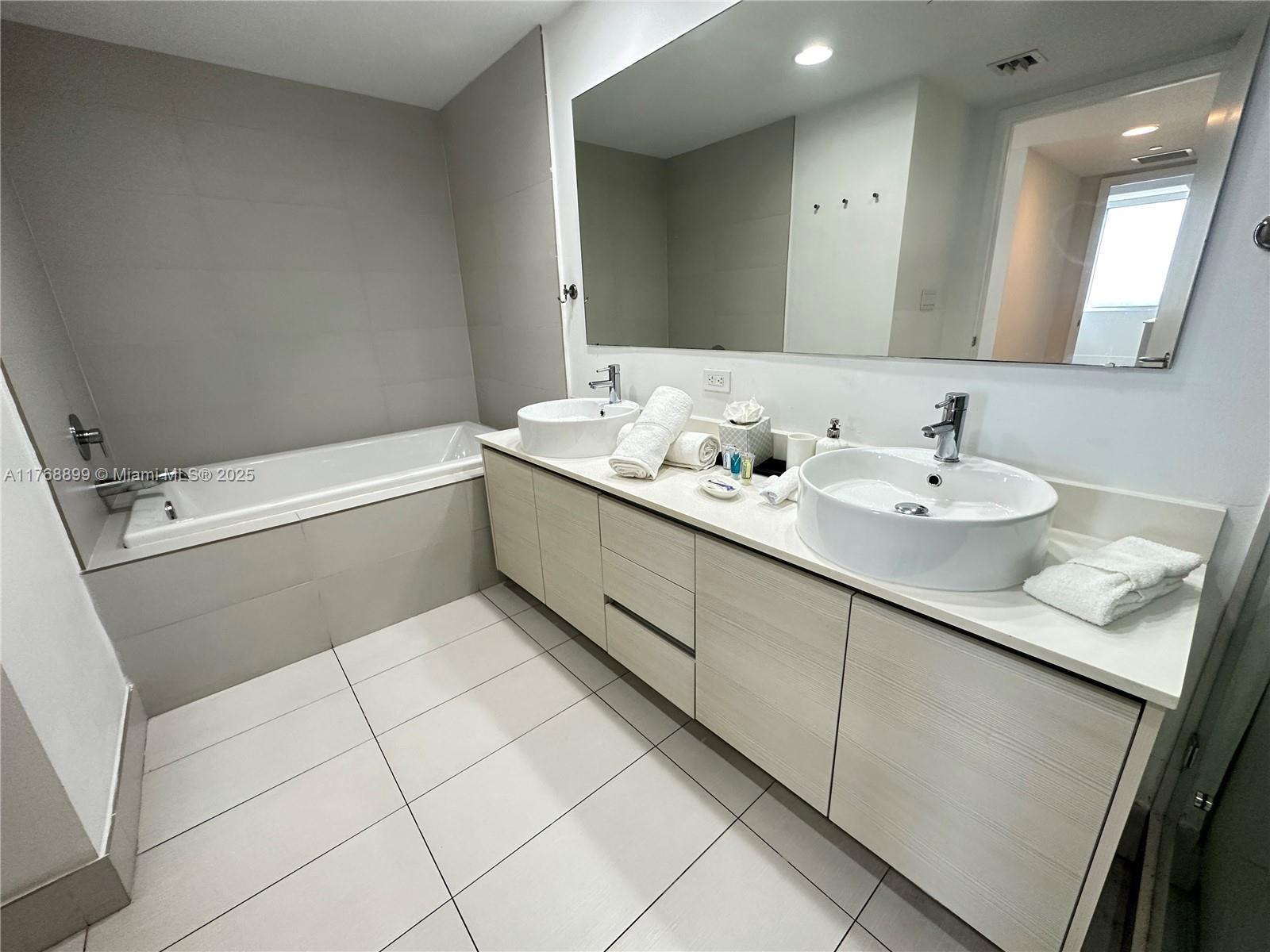 BEACHWALK CONDOMINIUM - Residential