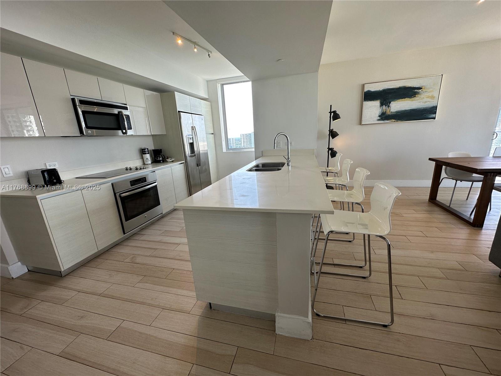 BEACHWALK CONDOMINIUM - Residential