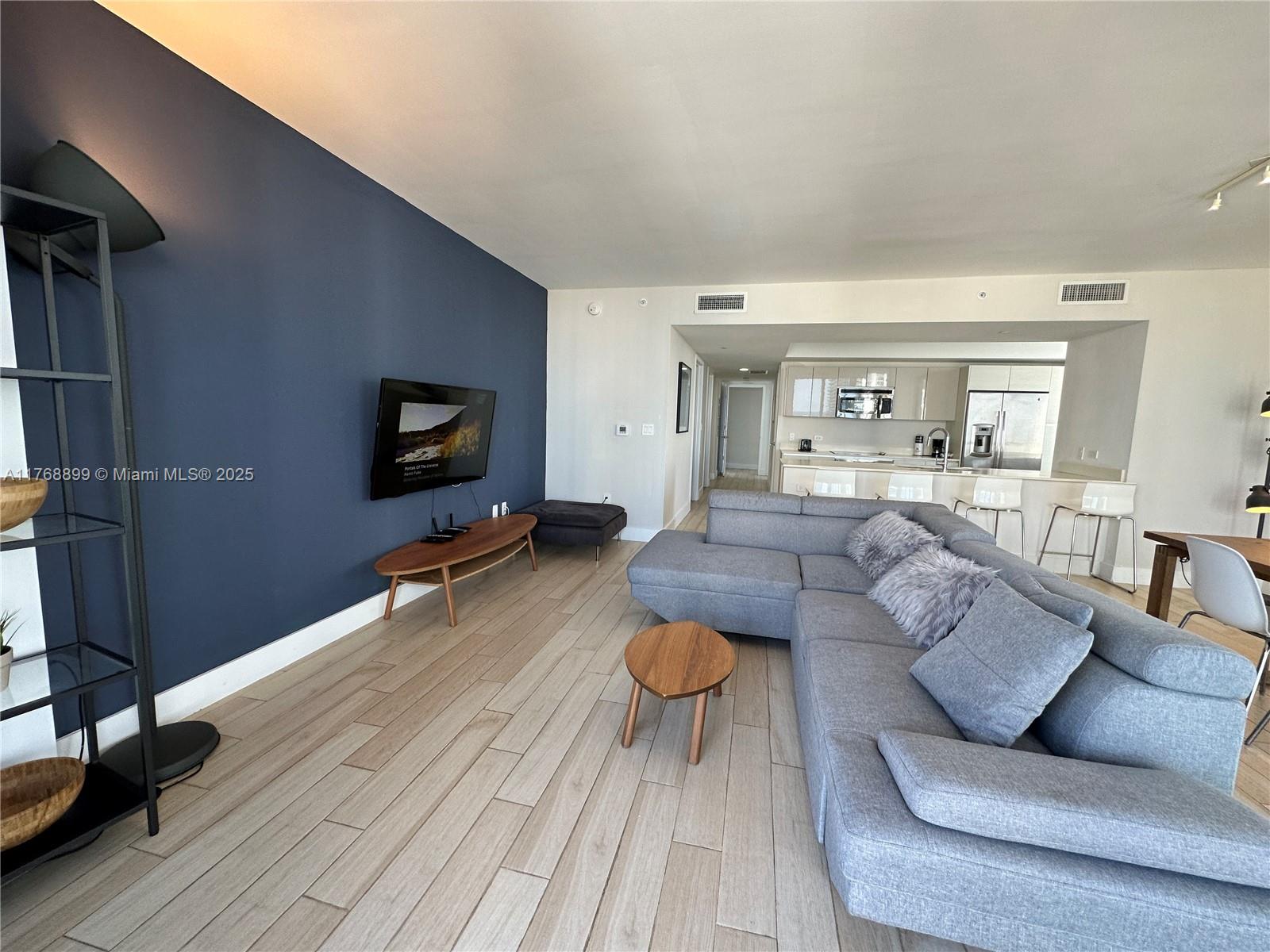 BEACHWALK CONDOMINIUM - Residential