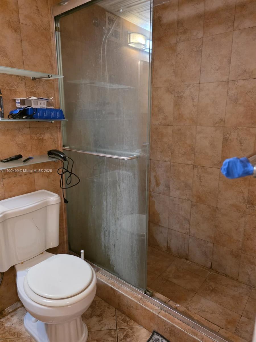 PLAZA TOWERS NORTH CONDO - Residential