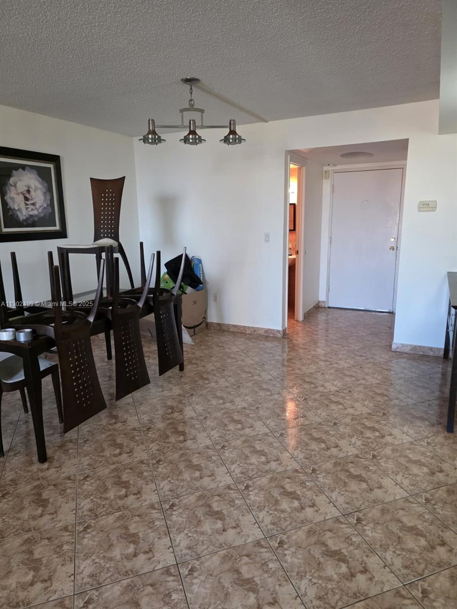 PLAZA TOWERS NORTH CONDO - Residential