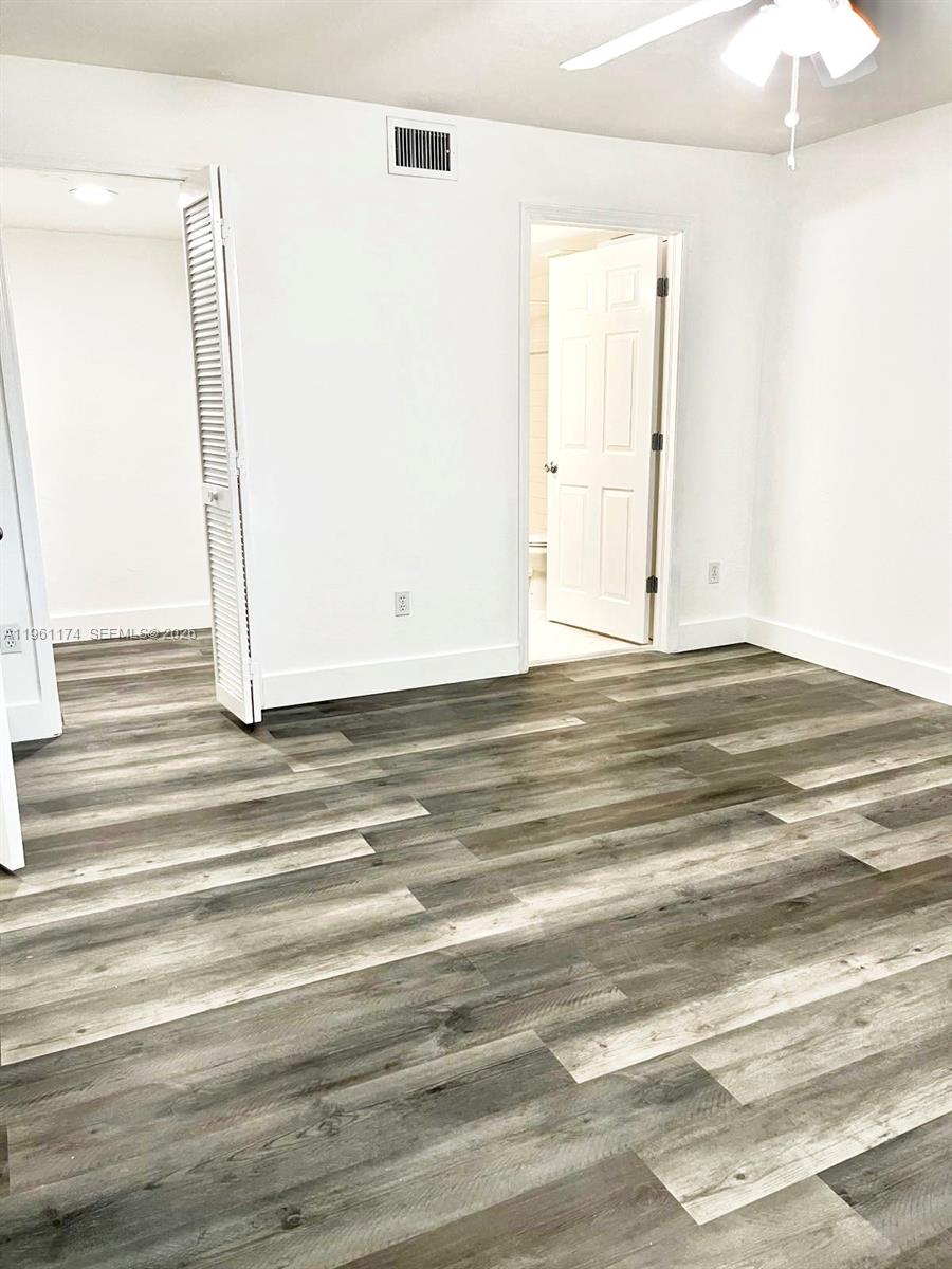 PALM BEACH TRACE CONDO - Residential Lease