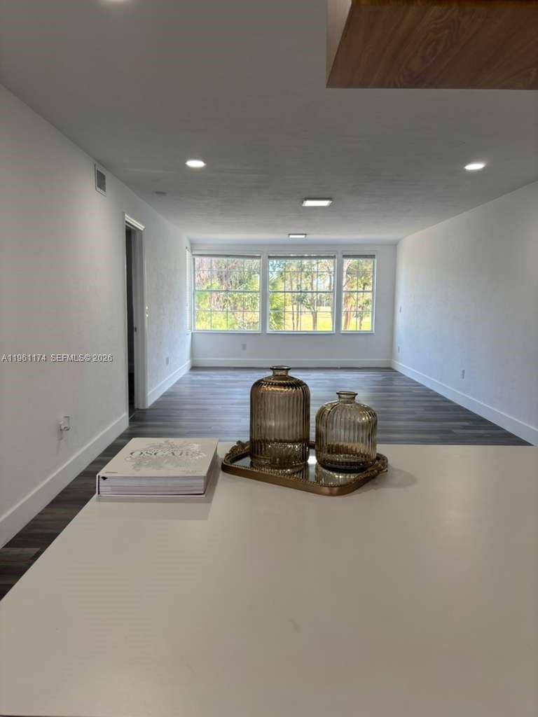 PALM BEACH TRACE CONDO - Residential Lease