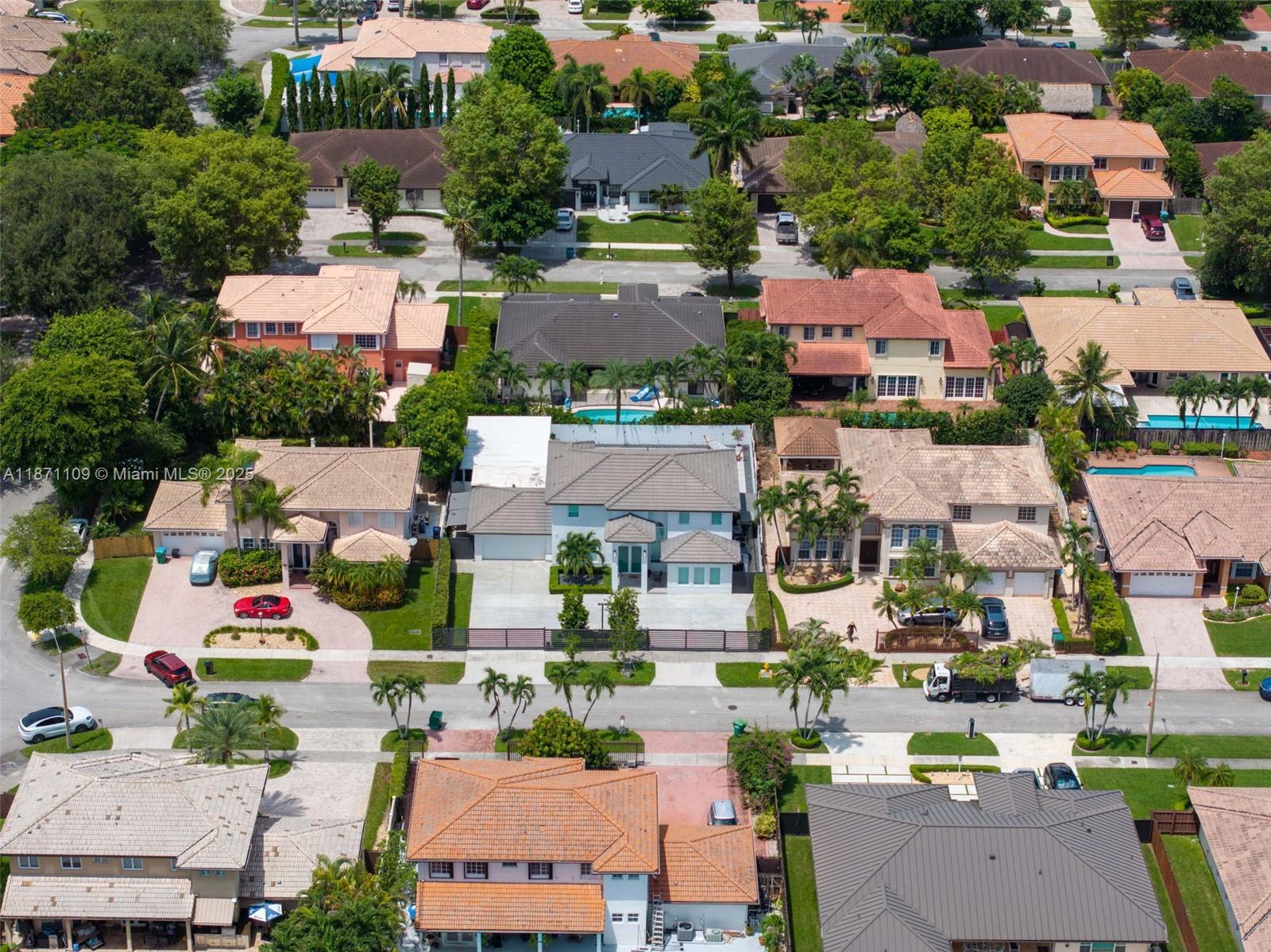 HAMMOCKS SHORES 2ND ADDN - Residential