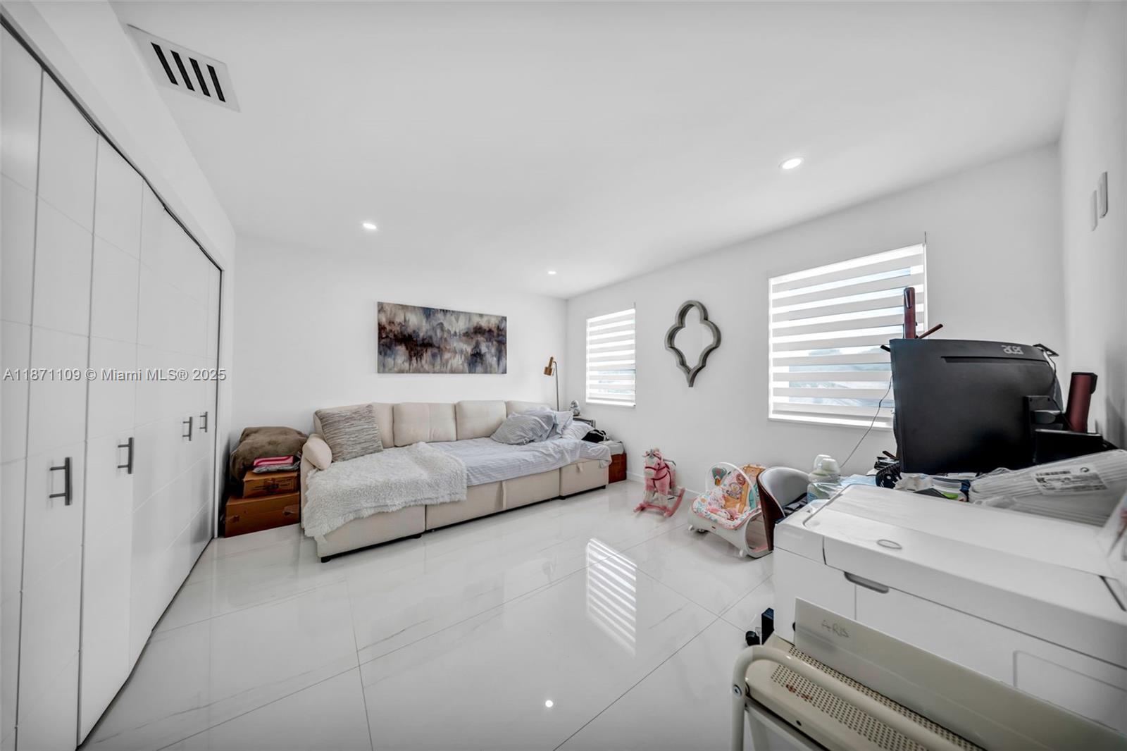 HAMMOCKS SHORES 2ND ADDN - Residential