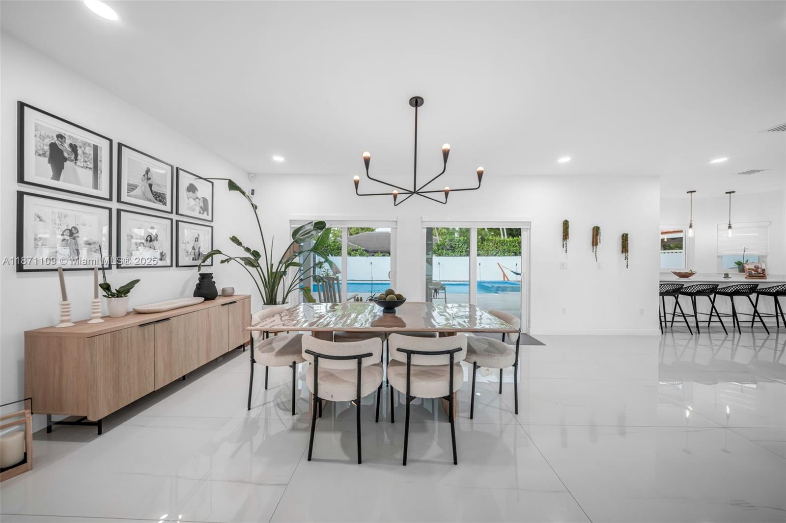 HAMMOCKS SHORES 2ND ADDN - Residential