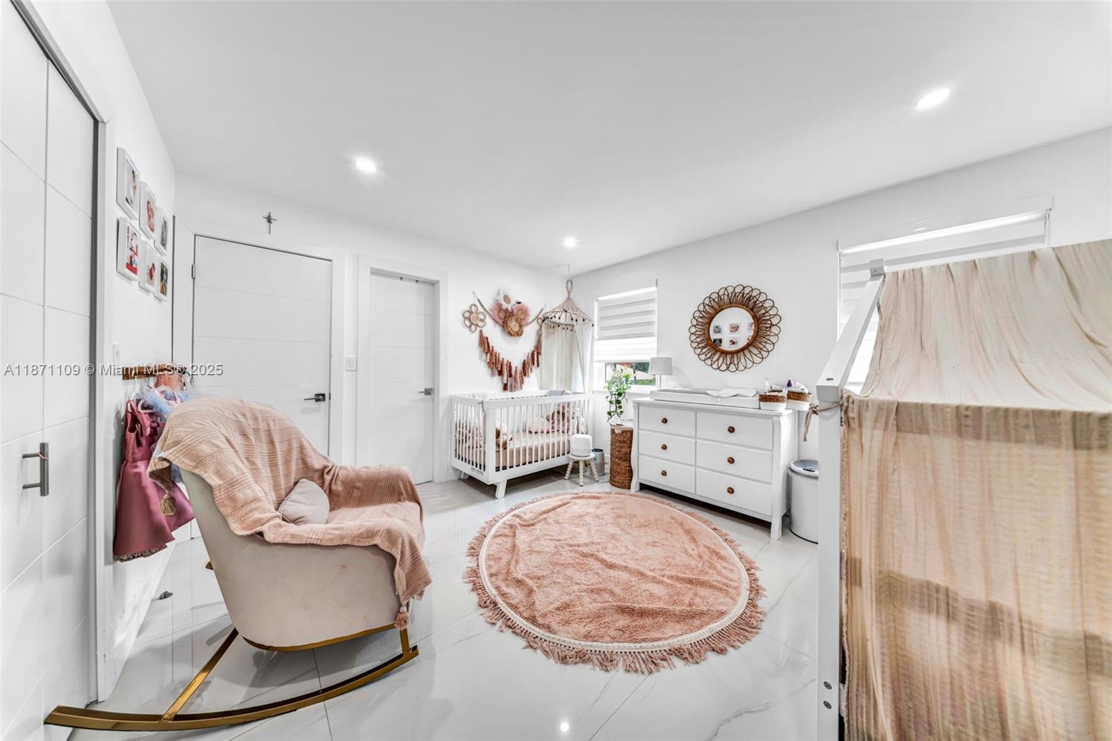 HAMMOCKS SHORES 2ND ADDN - Residential