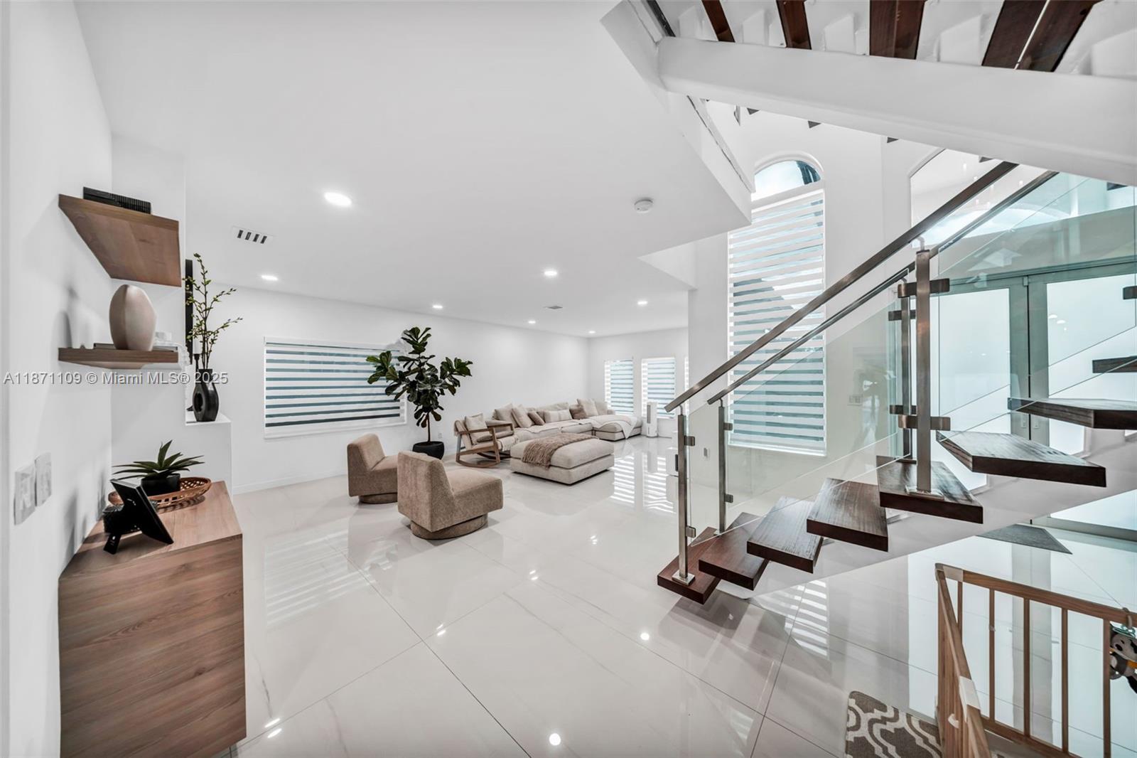 HAMMOCKS SHORES 2ND ADDN - Residential