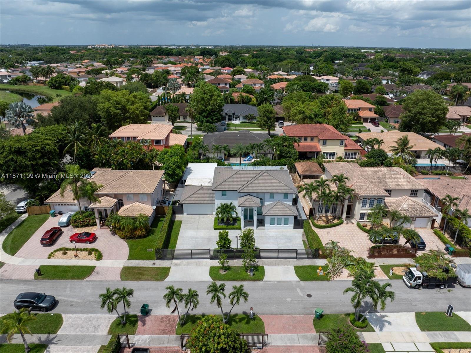 HAMMOCKS SHORES 2ND ADDN - Residential