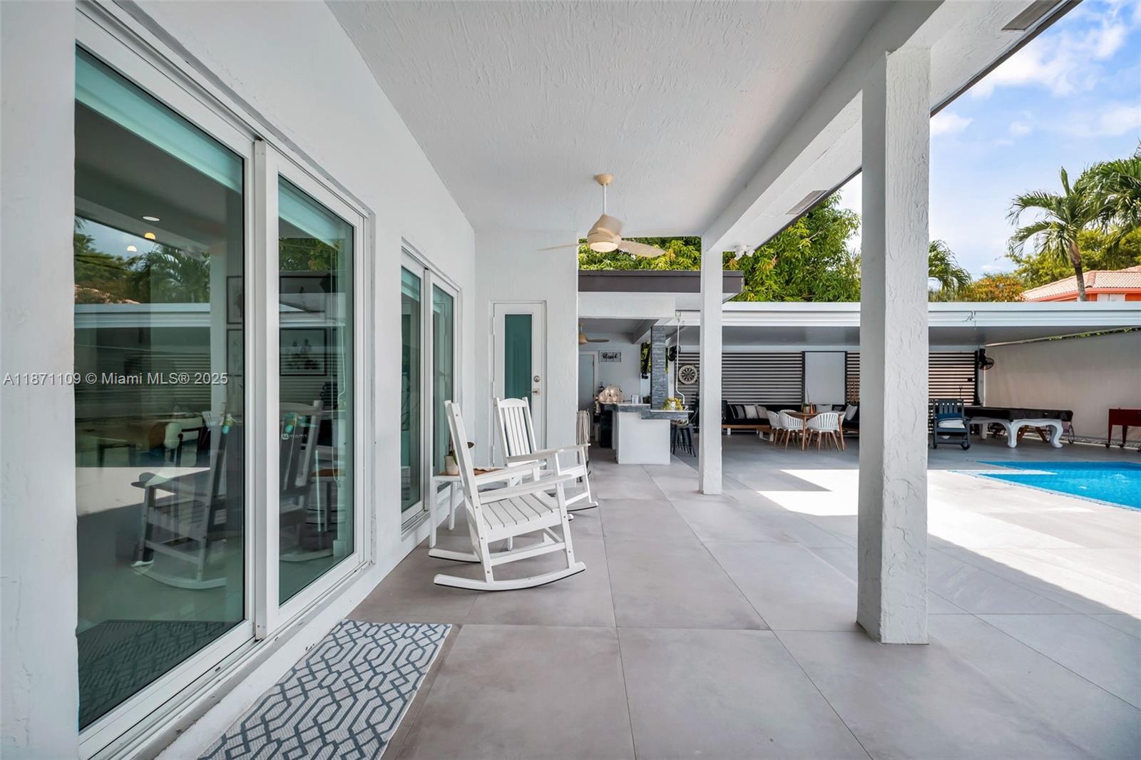 HAMMOCKS SHORES 2ND ADDN - Residential