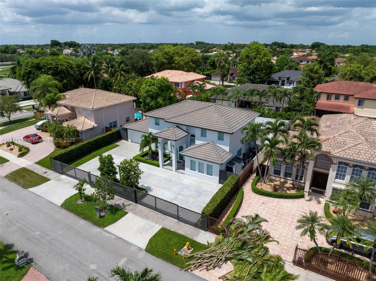 HAMMOCKS SHORES 2ND ADDN - Residential