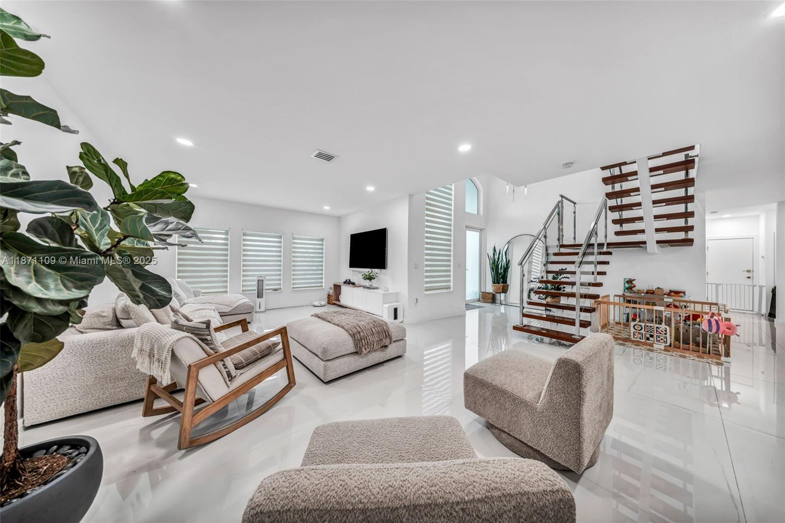 HAMMOCKS SHORES 2ND ADDN - Residential