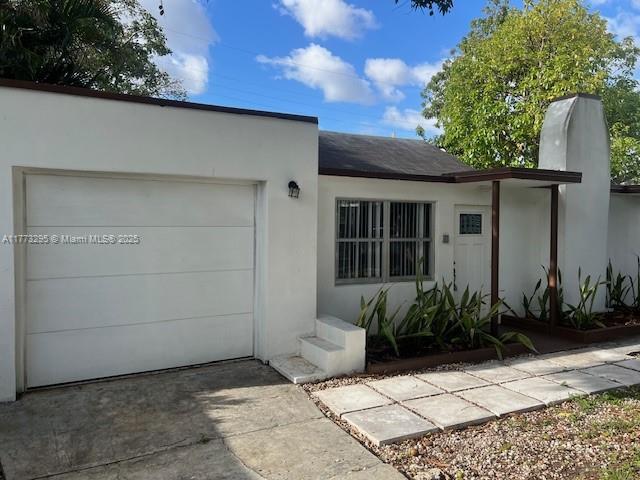 Rental Property at 76 W 14th St, Hialeah, Miami-Dade County, Florida - Bedrooms: 2 
Bathrooms: 1  - $3,600 MO.