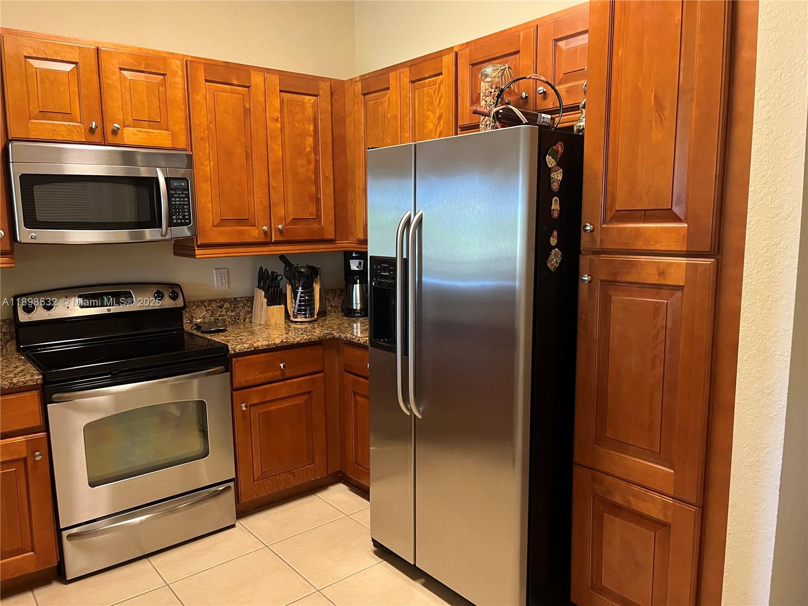 ROYAL POINT AT PALM AIRE - Residential Lease