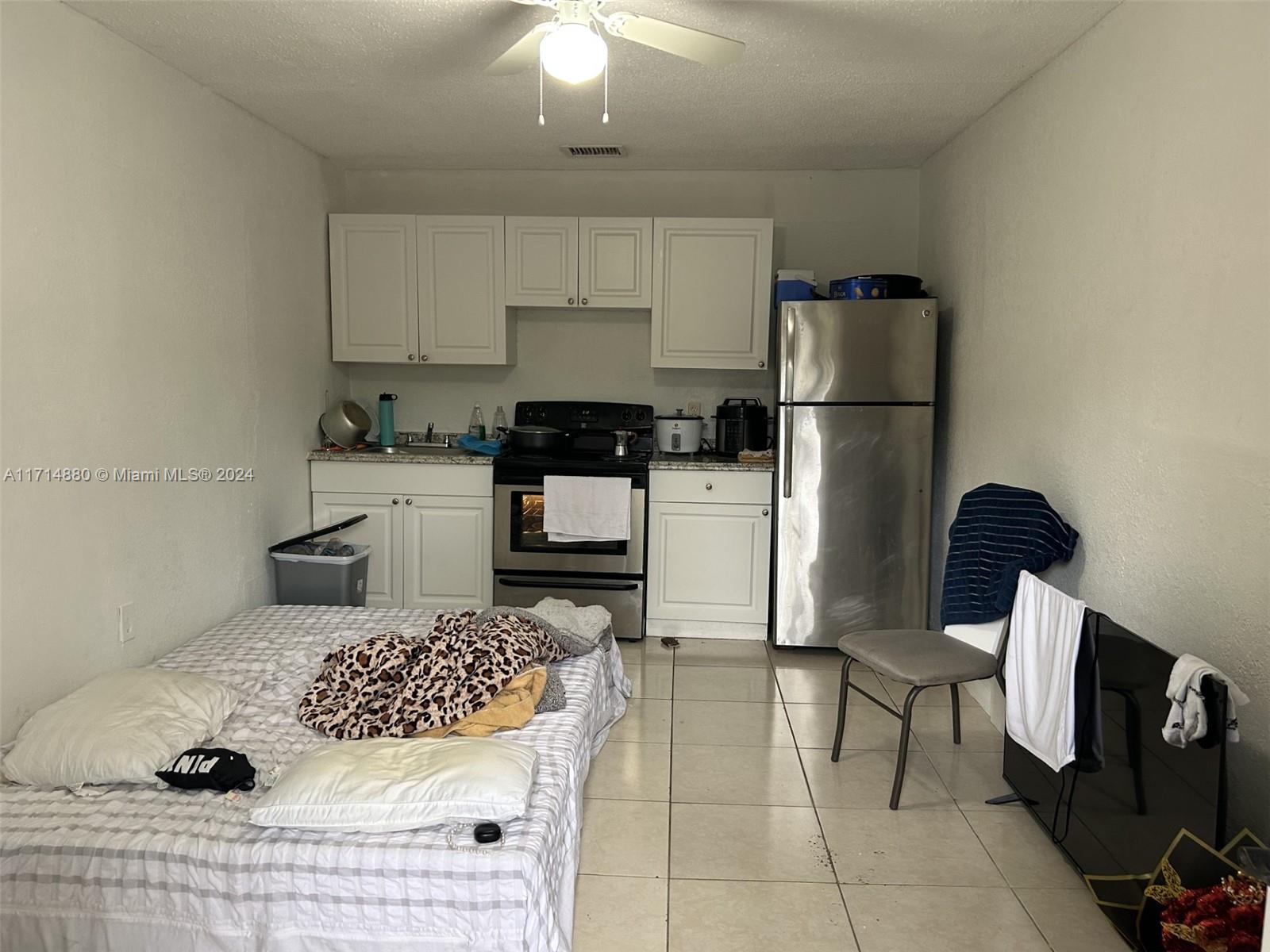 HOLLEMAN MANOR ADDN - Residential Income