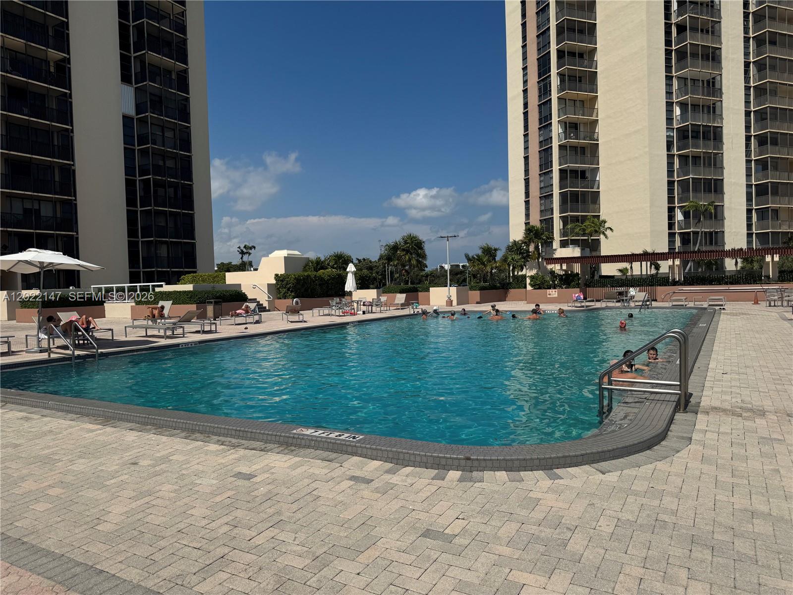 CORONADO CONDO- TOWER II - Residential