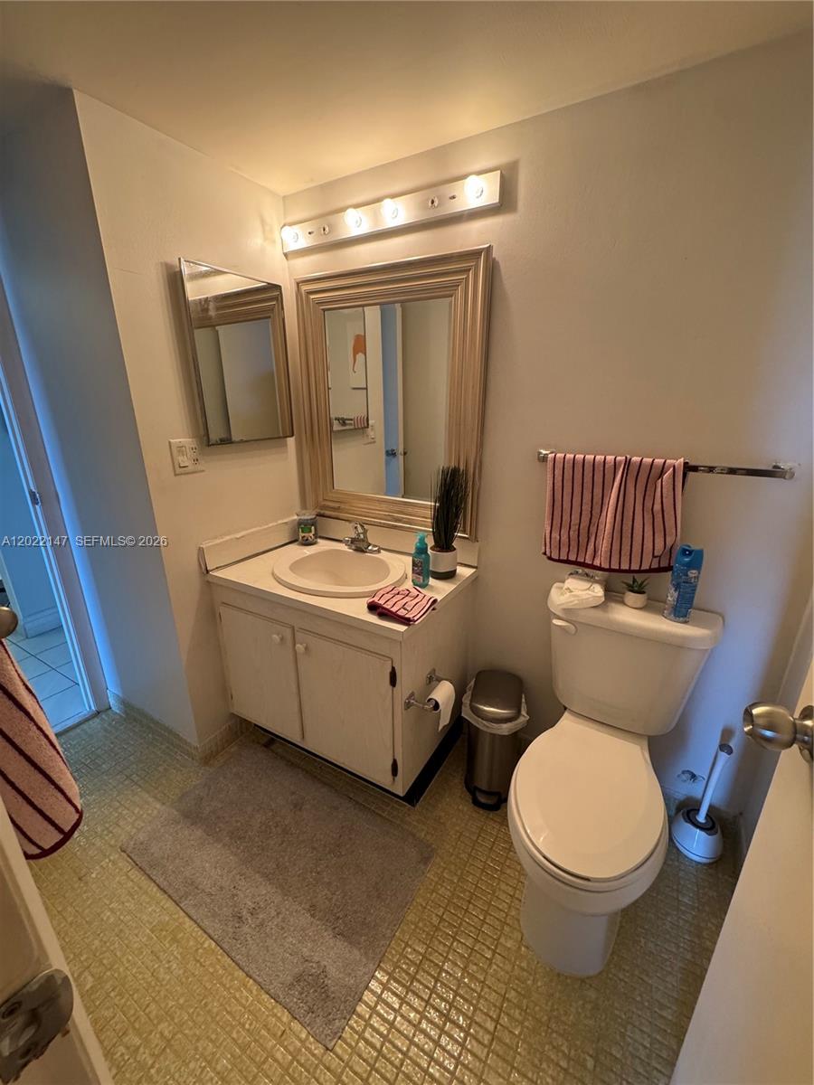 CORONADO CONDO- TOWER II - Residential