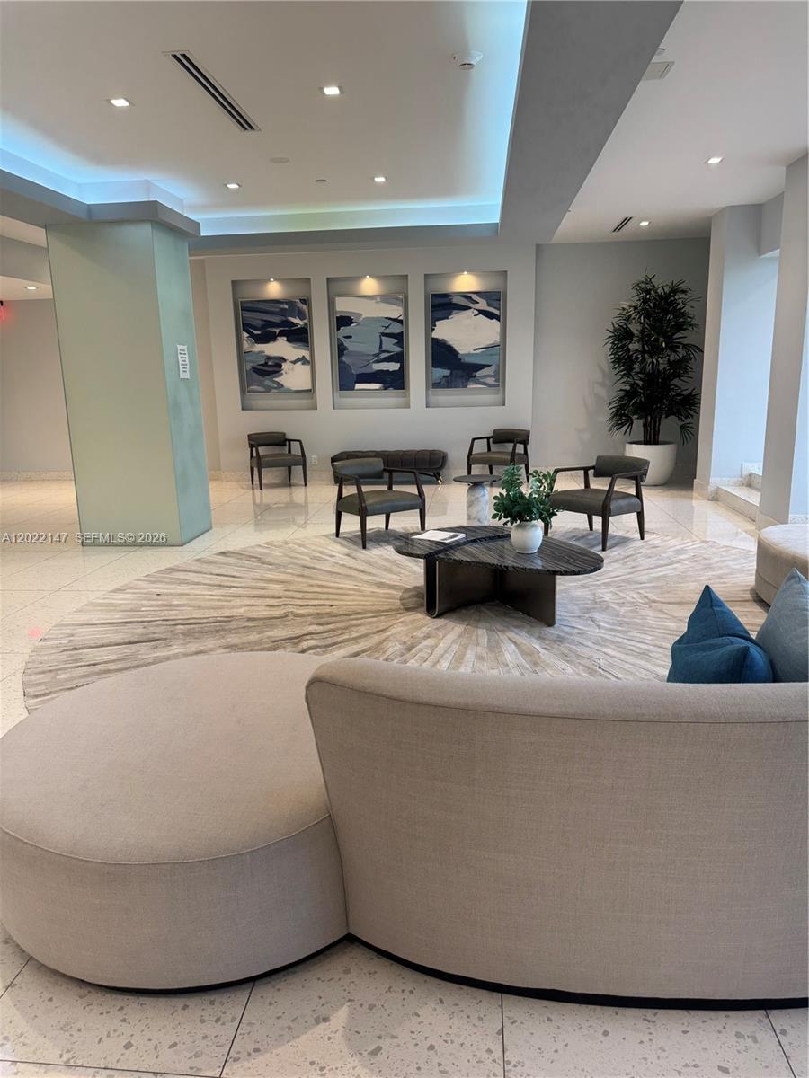 CORONADO CONDO- TOWER II - Residential