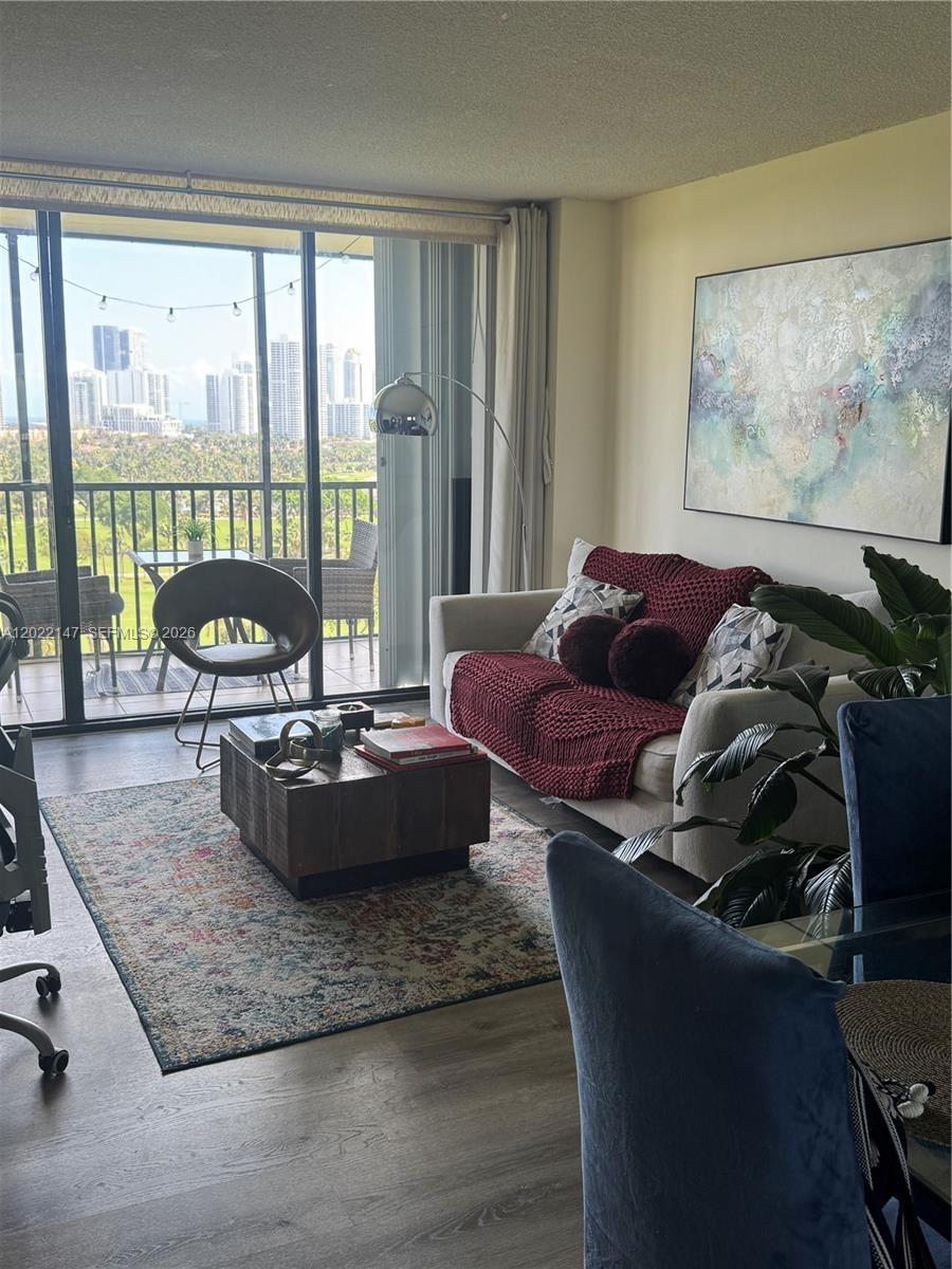 CORONADO CONDO- TOWER II - Residential