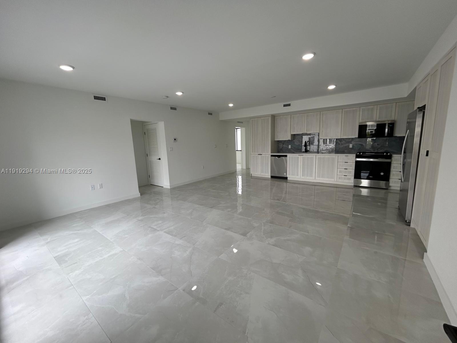 GRANDVILLE PLACE - Residential Lease