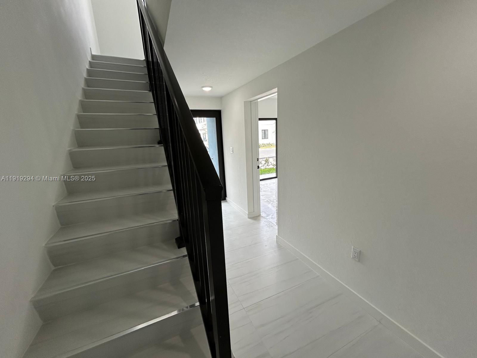 GRANDVILLE PLACE - Residential Lease