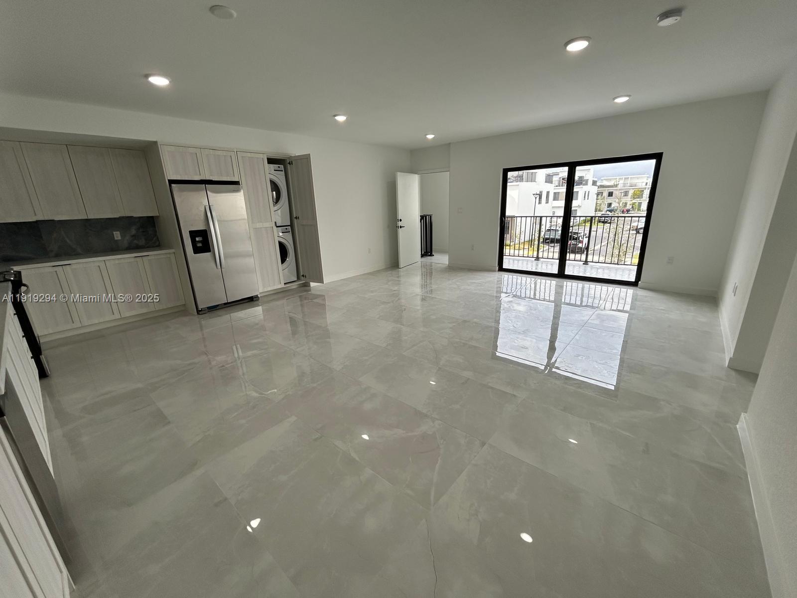 GRANDVILLE PLACE - Residential Lease