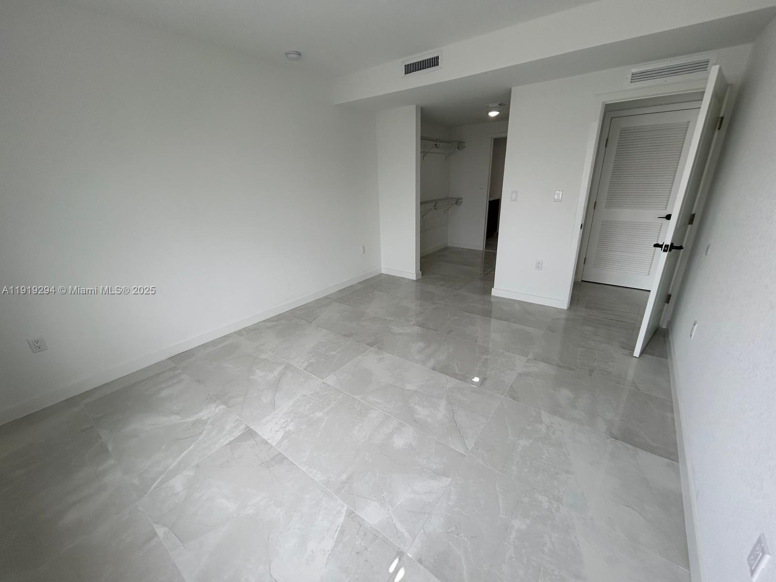 GRANDVILLE PLACE - Residential Lease