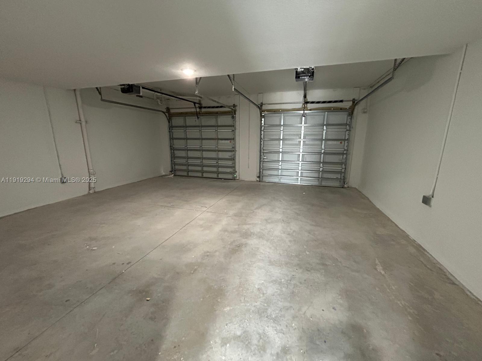 GRANDVILLE PLACE - Residential Lease