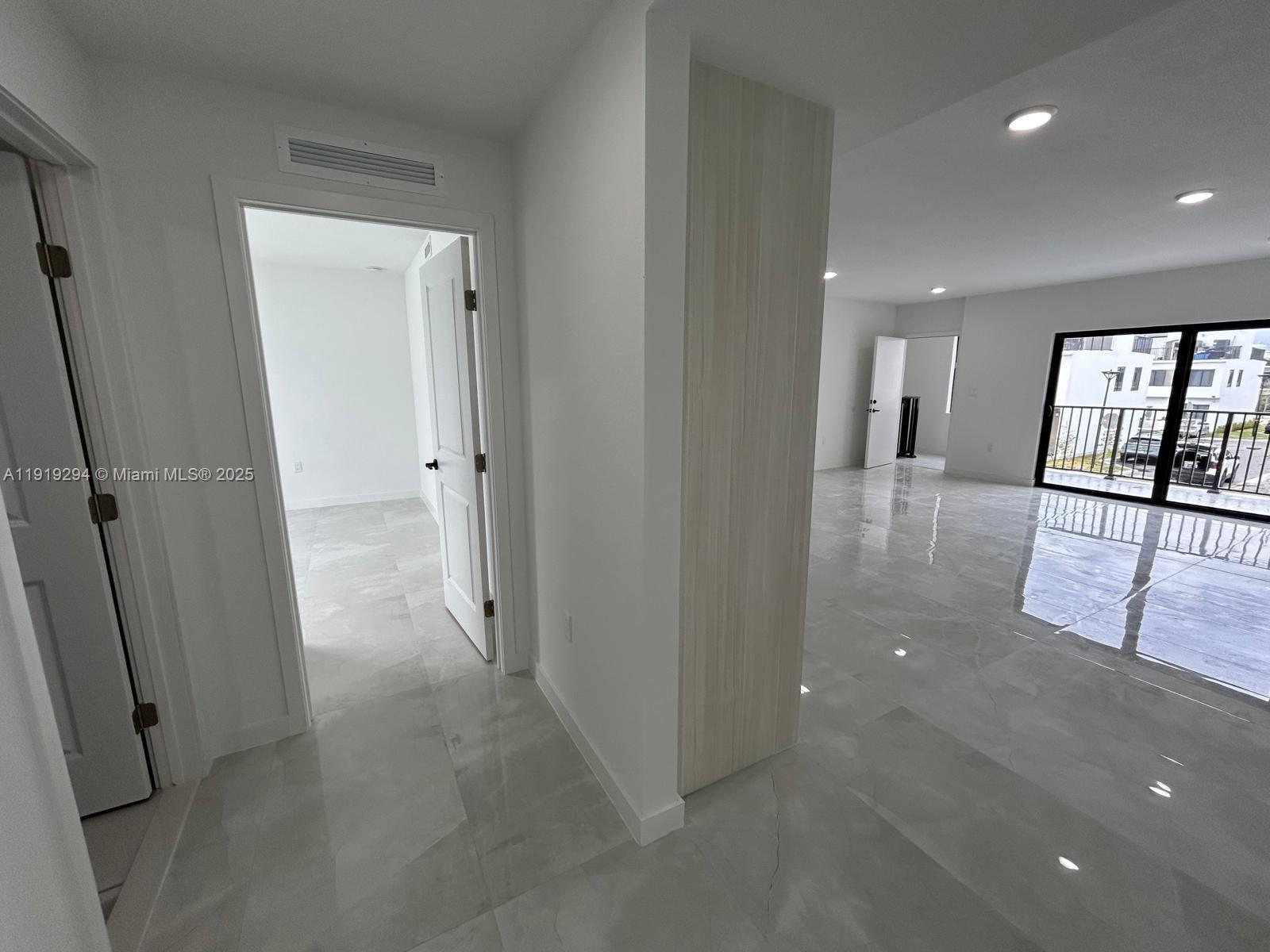 GRANDVILLE PLACE - Residential Lease