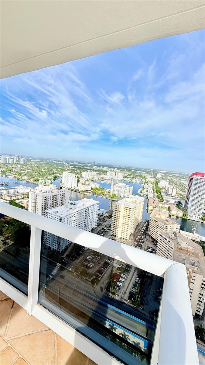 1830 S Ocean Dr 3708