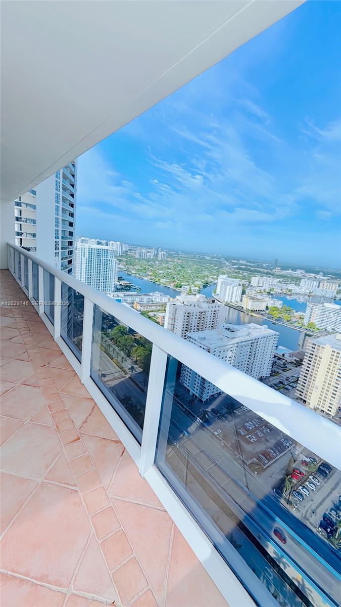 1830 S Ocean Dr 3708