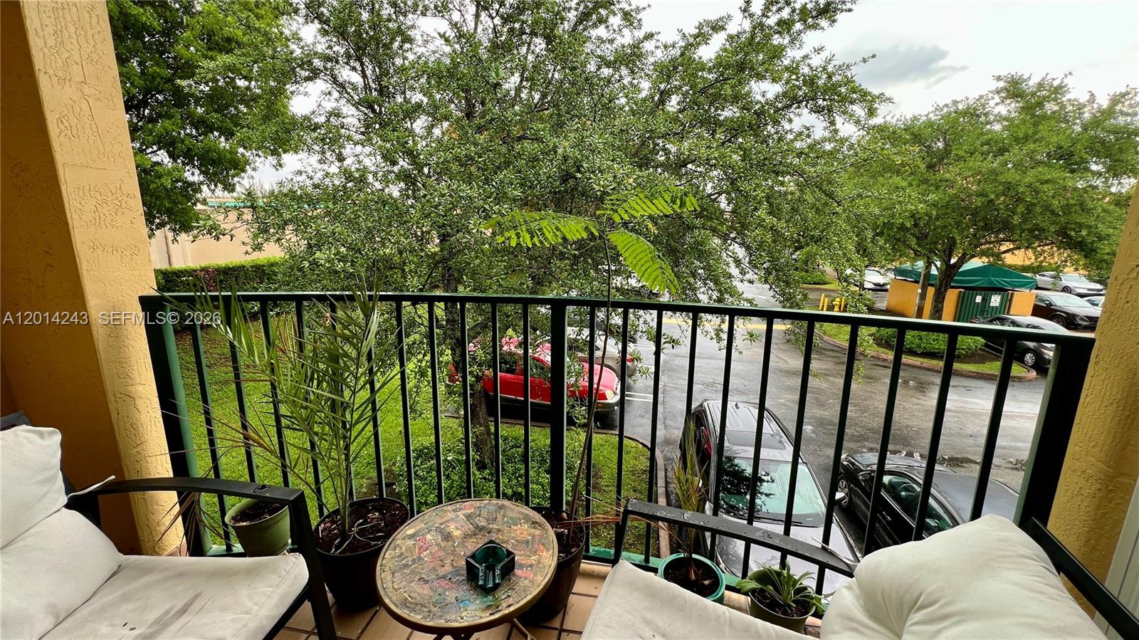 PALM GARDENS AT DORAL CON - Residential