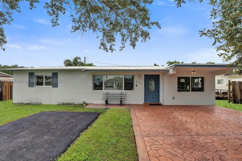 Photo of 5081 SW 94th Way, Cooper City, FL 33328 (MLS # A12093951)
