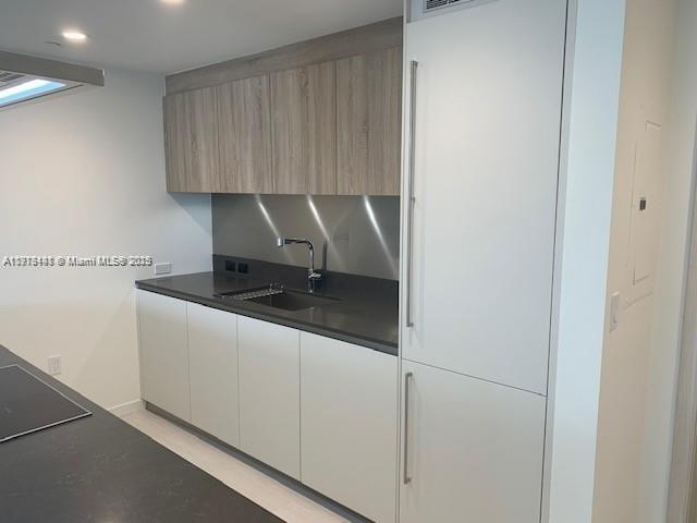 BRICKELL FLATIRON CONDO - Residential Lease