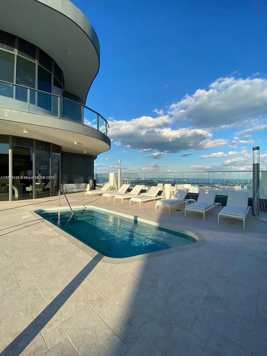 BRICKELL FLATIRON CONDO - Residential Lease