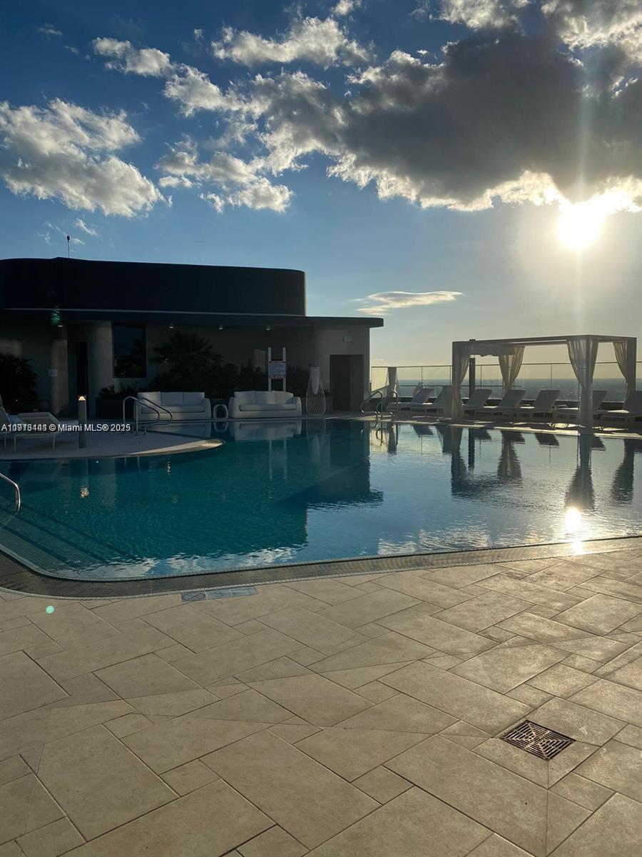 BRICKELL FLATIRON CONDO - Residential Lease