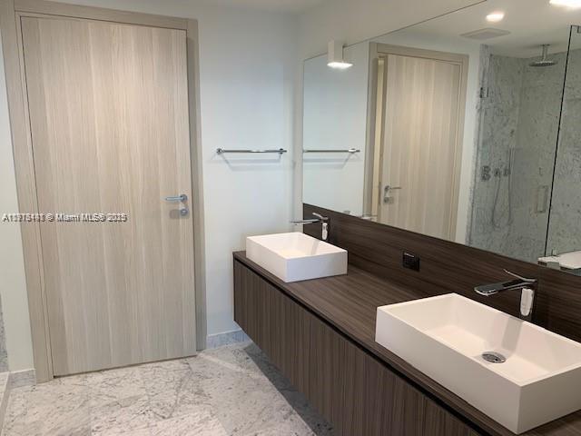 BRICKELL FLATIRON CONDO - Residential Lease