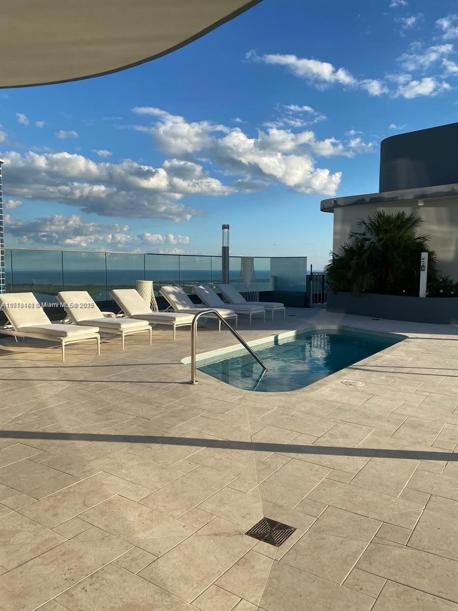 BRICKELL FLATIRON CONDO - Residential Lease