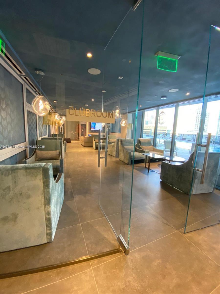 BRICKELL FLATIRON CONDO - Residential Lease