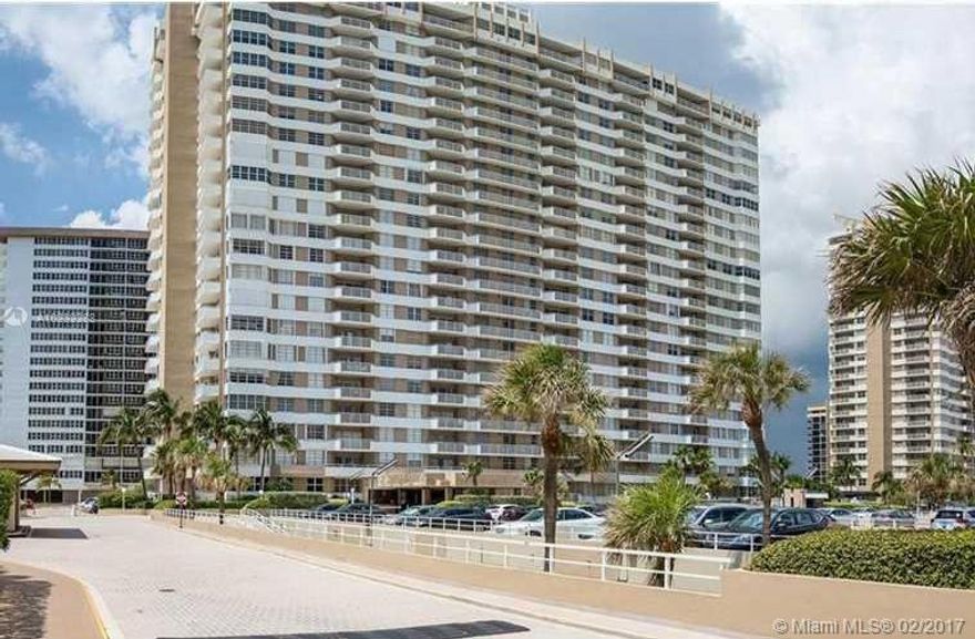 BEAUTIFUL 1 BED / 1.5  BATH WITH A MAGNIFICANT VIEW. HEMISPHERES IS AN OCEANFRONT COMPLEX WITH BEACH ACCESS & LOTS OF SERVICES,  RESORT STYLE LIVING WITH TENNIS, POOLS, SHOPS, ACTIVITIES, TRANSPORTATION  AND MUCH MORE! AVAILABLE MARCH 23TH.